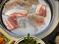 -烤路里·韩国品质自助烤肉(石路天虹4号店)
