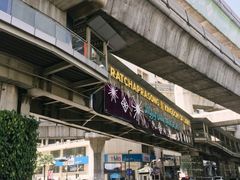 -四面佛