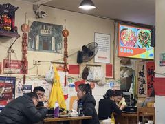 -鸿顺老铁锅美蛙鱼府(解放碑店)