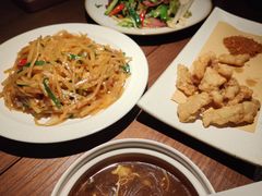 -肆海小川菜酒馆Wine Bistro (青年路店)