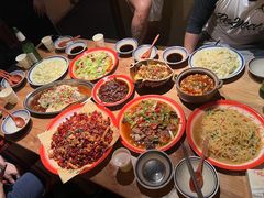 -泥糊破店小酒馆·团建聚餐(南京西路店)