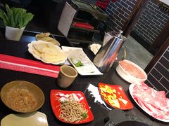 -宽板凳老灶火锅(外馆斜街店)