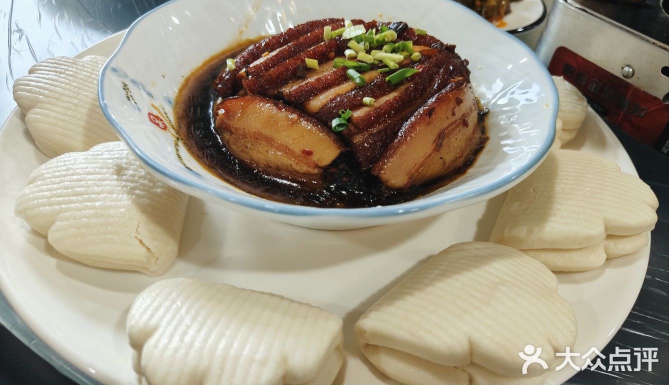 六一就要大吃特吃，和朋友一起下馆子啦[色]