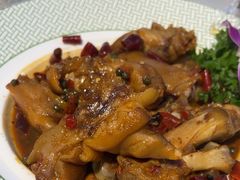 -嗨辣小聚·盘锦河蟹·海鲜烧烤龙虾(盘锦十年好店)