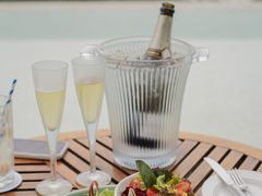 -瑰丽酒店·海吧·天际下午茶·现场DJ·天台酒吧
