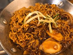 炸酱拉面-富乐满韩国正宗炸鸡韩国料理(虹泉路店)