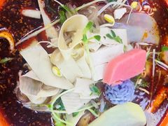 -不起眼麻辣烫凉皮店