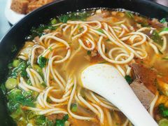 -杨记清芳牛肉拉面(宝龙广场店)