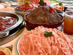 -茅草房·河畔园林火锅