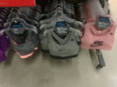 -NIKE常州永宁换季优惠店