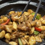 他家的醉鸡煲绝对是不可错过的，花雕的酒香味迷人