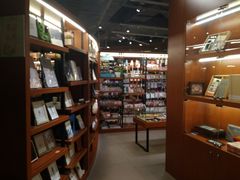 -博览书店(越秀悦汇天地店)