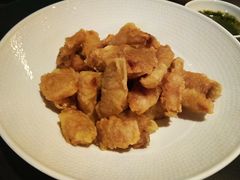 薄荷青汁酥小肉-庐灶江南·江南菜·四合院Bistro(东直门雍和宫·原华侨宾馆店)