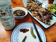 -河间正宗驴肉火烧(宾水西里店)