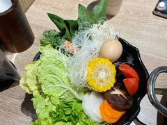-呷哺呷哺(新世界百货望京店)