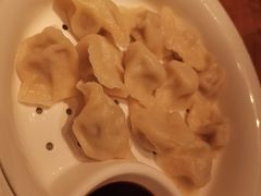 -娜仁图雅蒙古美食村(33小镇店)