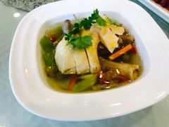 泡椒鸡杂-江南村酒家