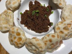 鲅鱼酱配石头饼-聚缘堂·海鲜私房菜(松岭路店)