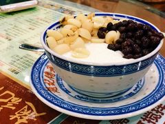 17双皮奶+红豆莲子-赵记传承特色牛奶甜品(泉城广场店)
