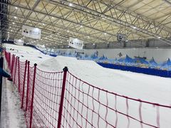-乔波室内滑雪场