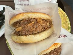 牛肉烧饼（多肉）-穆得·老周家牛肉烧饼(普利街店)