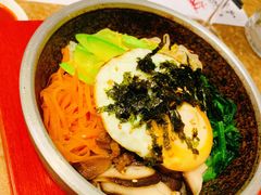 牛肉石锅拌饭-额尔敦牛厨师铜板烧