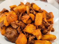 干煸馕炒肉-汗腾格里·风味餐厅(新疆驻京办店)