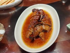 -雅侃酒店(琼花大厦店)