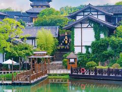 -茅山东方盐湖城景区