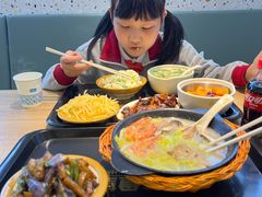 -荟选餐饮徐家汇社区食堂(徐虹北路店)