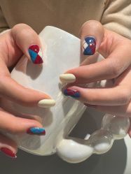 -丽心自助美甲美睫