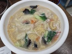 三鲜馄饨-刘长兴(逸仙桥店)