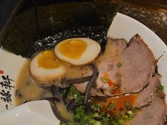 -一豚轩·烧鸟·豚骨拉面(五四路店)