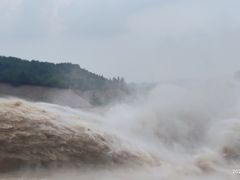 -黄河小浪底水利枢纽风景区