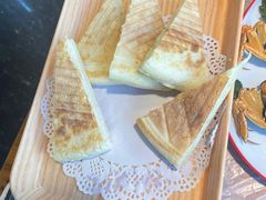 自制脆皮大饼-有位虾匠·粗粮土菜小馆(市北店)