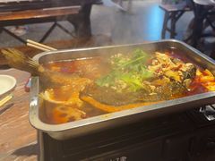 -老街烧烤大排档·地道湖北菜·龙虾馆(汉口火车站店)