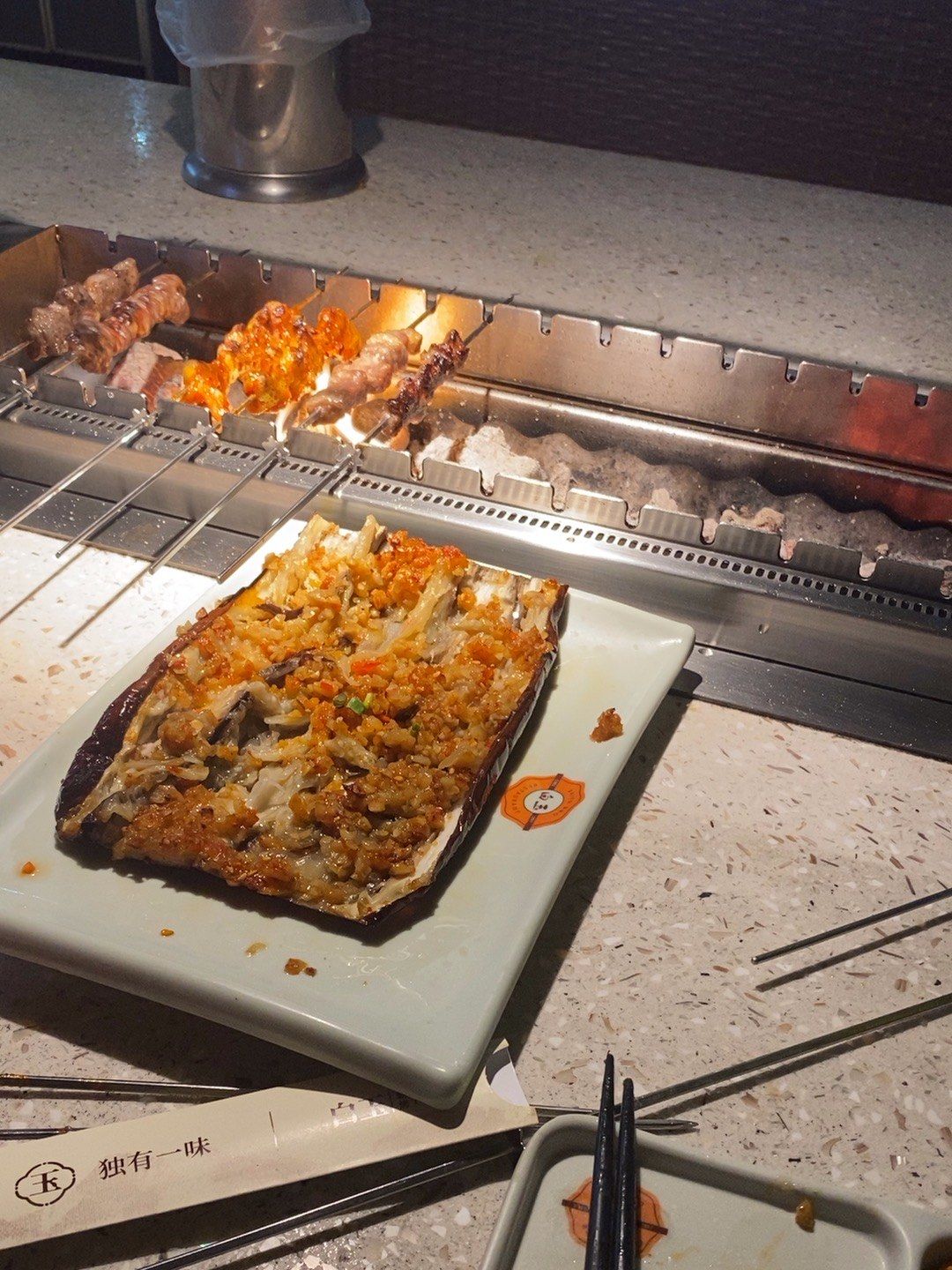 白玉串城,碳火烧烤,电动翻转,肉质新鲜