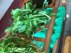 -阿婆情腊排骨火锅(金虹路店)