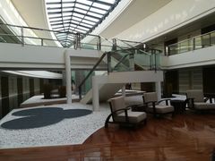 -上海滴水湖皇冠假日酒店