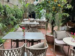 -Osteria Garden 生蚝花园餐厅(原进贤路店)