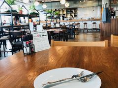 -ROAST coffee & eatery