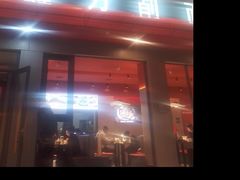 -亚伟瓦罐面美食城(淇县总店)