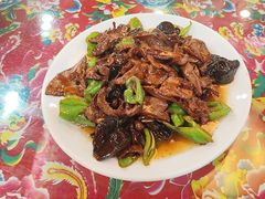 -闯关东东北农家菜(崂山石老人店)