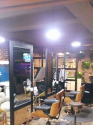 -青木造型HAIR·あおき髪を刈る潮人店