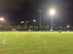 -Riverside河畔少儿足球培训(前滩店)