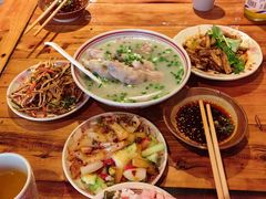 -老方桌烂蹄花川菜馆(九龙坡店)