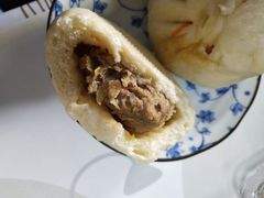 猪肉圆白菜包子-玉华台饭庄(裕中西里小区店)