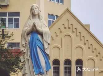 青岛旅行|圣弥厄尔天主教堂