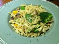 -JINNS锦时 steak&pizza(浸信会礼拜堂旧址店)