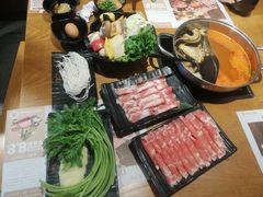 -呷哺呷哺 黄金牧场 (盛世天骄店)